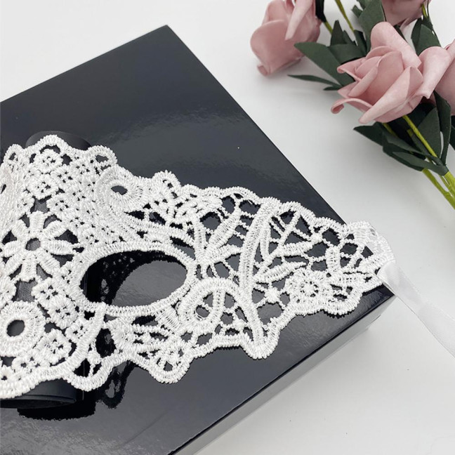 Face Cover Easy to Tie Hollow Out Lace Universal Comfortable Dancing Masque Party Supplies 