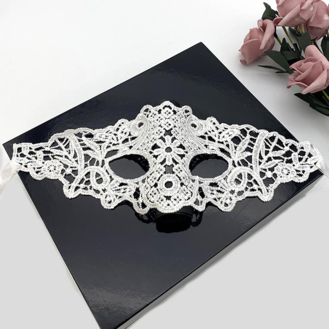 Face Cover Easy to Tie Hollow Out Lace Universal Comfortable Dancing Masque Party Supplies 