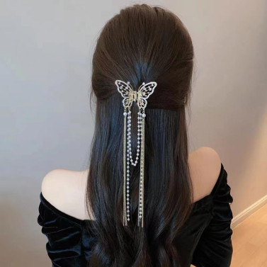 Hair Clip Realistic Butterflies Luxury Hollow Out Long Tassel Faux Pearl Fix Hair Non-Slip Hair Decoration Stable Back Head Hair Clip Hair Accessories