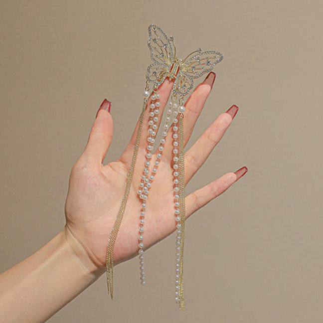 Hair Clip Realistic Butterflies Luxury Hollow Out Long Tassel Faux Pearl Fix Hair Non-Slip Hair Decoration Stable Back Head Hair Clip Hair Accessories