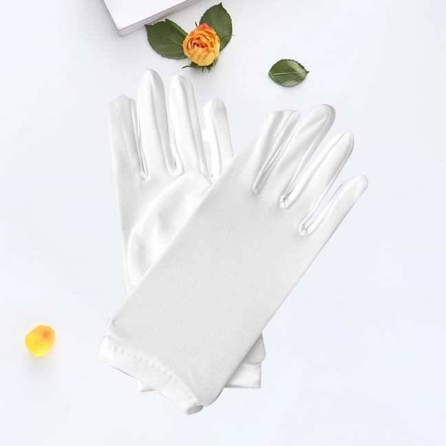 1 Pair Short Thin Dance Gloves Breathable Non-slip Sweat-absorption Milk Silk Satin Stretch Gloves Costume Accessories