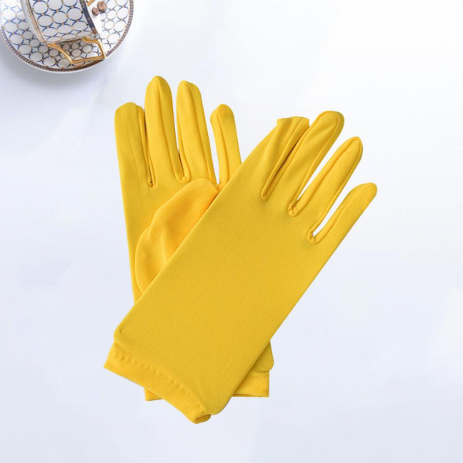 1 Pair Short Thin Dance Gloves Breathable Non-slip Sweat-absorption Milk Silk Satin Stretch Gloves Costume Accessories