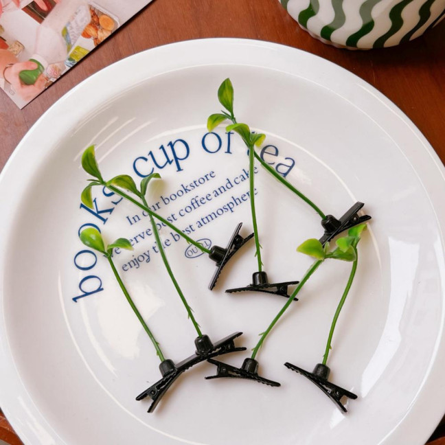 100 Pcs Bean Sprout Hair Clips Plant Hairpins Anti-slip Fake Leaf Funny Shape Long Green Sprout Decor Adult Children Hair Decoration Hair Clips 