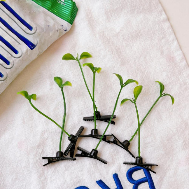 100 Pcs Bean Sprout Hair Clips Plant Hairpins Anti-slip Fake Leaf Funny Shape Long Green Sprout Decor Adult Children Hair Decoration Hair Clips 