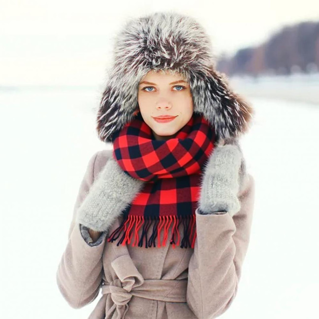 Adult Scarf Double-Sided Velvet Soft Plaid Pattern Autumn Winter Scarf with Tassel Men Women Warm Shawl