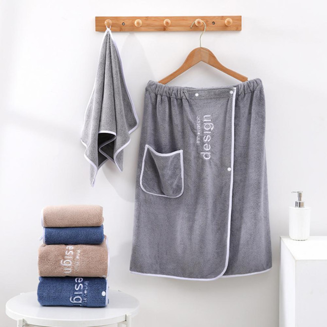 Coral Velvet Bath Towel with Pocket Wearable Absorbent Letter Decoration Color-Blocking Design Button Placket Bath Towel