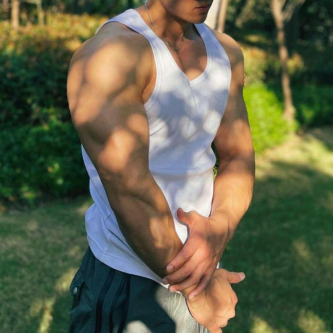 Women Vest Round Neck Sleeveless Wide Shoulder Straps Tank Tops Solid Color Slim Fit Ribbed Breathable Vest