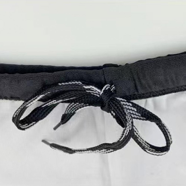 Men's Elastic Swim Trunks Quick-Dry Anti-Embarrassment Beach Shorts U-Shaped Crotch Drawstring Waist Boxer Shorts for Water Sports Surfing