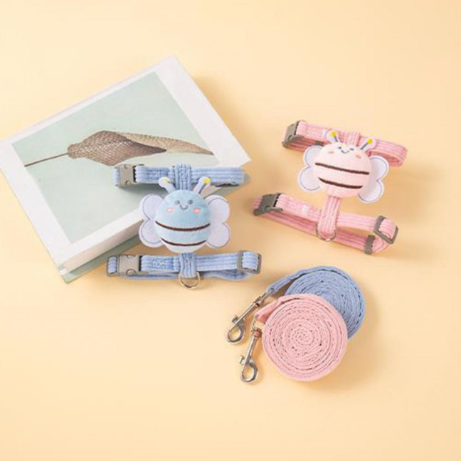 Cat Harness And Leash Set Adjustable Escape Proof Kitten Harness with Cartoon Bee for Small Medium Cats Dogs Outdoor Walking