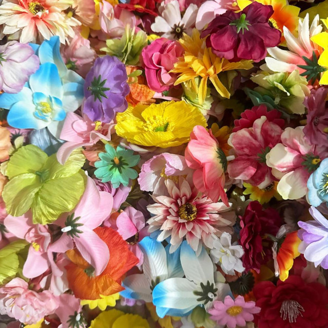 Artificial Flower Garland Faux Wildflower Hanging Decoration Fake Floral Vines Curtain for Spring Summer Home Garden Wedding Party Arch Wall Decor