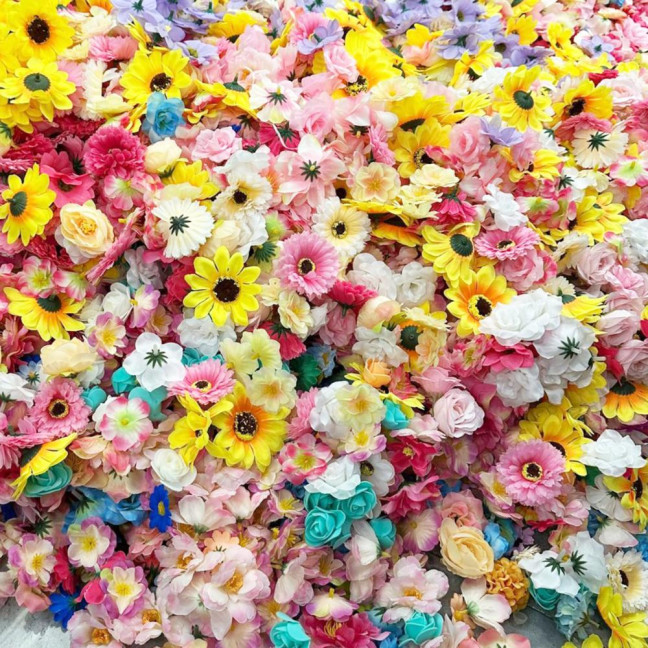 Artificial Flower Garland Faux Wildflower Hanging Decoration Fake Floral Vines Curtain for Spring Summer Home Garden Wedding Party Arch Wall Decor