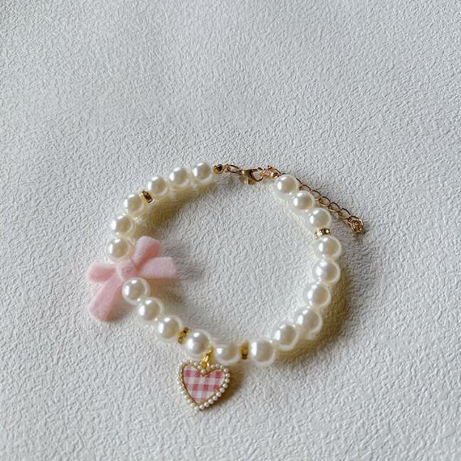 Pet Collar Faux Pearl Dog Collar with Heart Bowknot Charm Adjustable Straps Imitation Crystal Pet Collar Jewelry Accessories