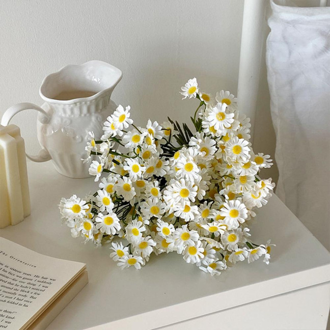 6Pcs Artificial White Daisies Realistic Fake Flower Branch Home Office Wedding Party Table Centerpiece Indoor Outdoor Faux Bloom Plants Decoration 6Pcs Artificial White Daisies Realistic Fake Flower Branch Home Office Wedding Party Table Centerpiece Indoor Outdoor Faux Bloom Plants Decoration