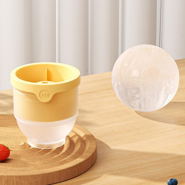 4Pcs Silicone Ice Ball Mold Round Ice Cube Tray BPA-free Easy Release Sphere Ice Maker for Whiskey Cocktails