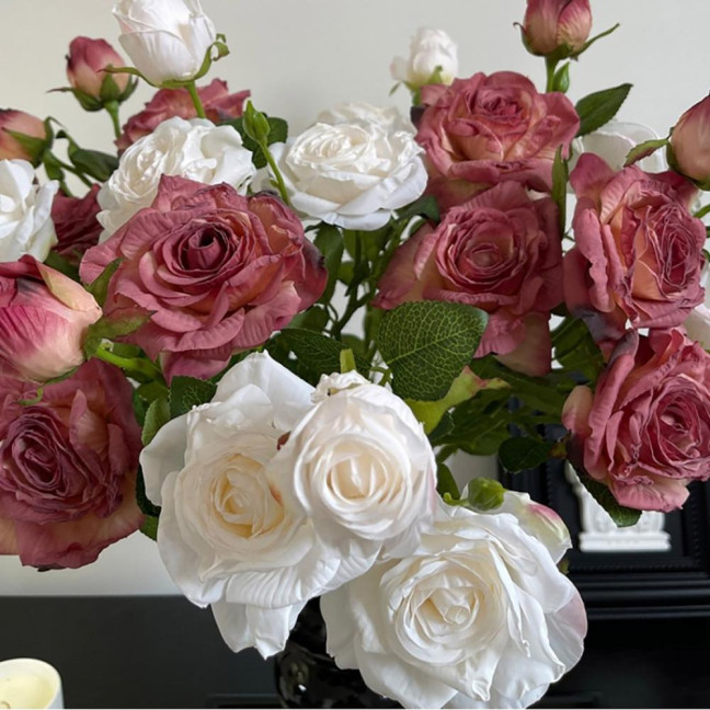 Simulated Rose Flower Realistic Appearance Easy to Manage Bright Color Reusable Artificial Flowers Home Decor 