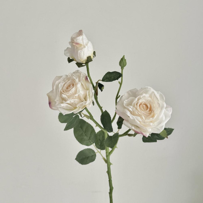 Simulated Rose Flower Realistic Appearance Easy to Manage Bright Color Reusable Artificial Flowers Home Decor 