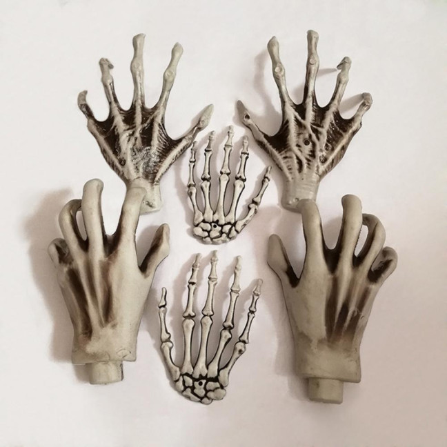 Halloween Skeleton Hands Realistic Plastic Skeleton Human Hands Model for Halloween Themed Party Decoration 