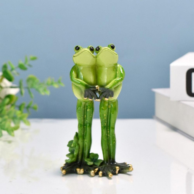 Yoga Frog Figurine Resin Couple Frog Ornament Collectible Desktop Frog Statue for Frog Lovers Gift Home Office Decoration