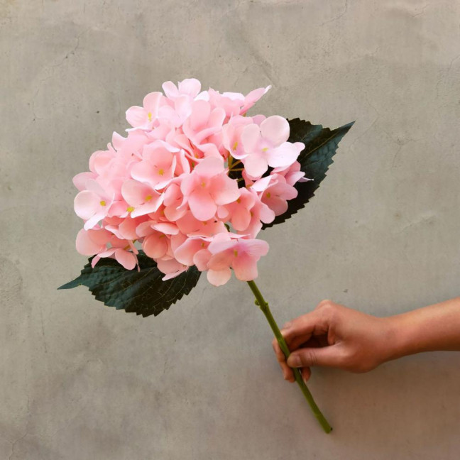 Artificial Hydrangea UV Resistant Fake Silk Flower Home Wedding Party Baby Shower Table Centerpiece Indoor Outdoor Faux Bloom Decoration Artificial Hydrangea UV Resistant Fake Silk Flower Home Wedding Party Baby Shower Table Centerpiece Indoor Outdoor Faux Bloom Decoration