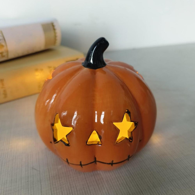 Halloween Ceramic Cat Pumpkin Figurine Carved Cat Pumpkin Tabletop Tealight Candle Holder for Indoor Home Party Decor Halloween Ceramic Cat Pumpkin Figurine Carved Cat Pumpkin Tabletop Tealight Candle Holder for Indoor Home Party Decor