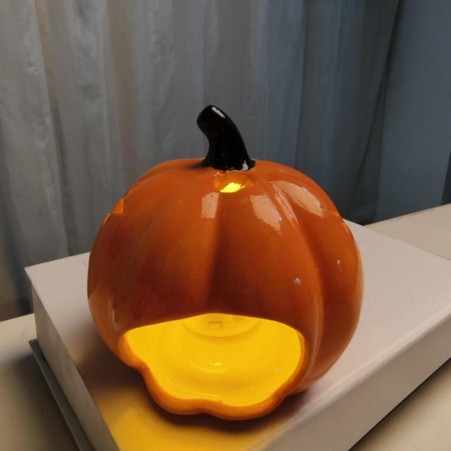 Halloween Ceramic Cat Pumpkin Figurine Carved Cat Pumpkin Tabletop Tealight Candle Holder for Indoor Home Party Decor Halloween Ceramic Cat Pumpkin Figurine Carved Cat Pumpkin Tabletop Tealight Candle Holder for Indoor Home Party Decor