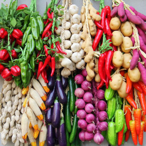 Artificial Vegetables String Simulated Vegetable Garland Realistic Decorative Fake Veggies for Home Farmhouse Kitchen Farm Party Wall Decoration Photography Props 