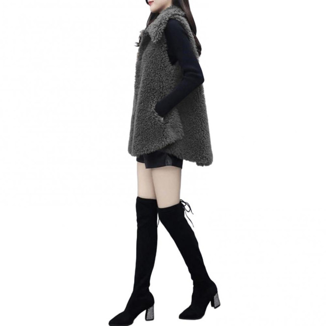 Women's Fuzzy Faux Fur Vest Sleeveless Lapel Fleece Jacket Winter Warm Open Front Cardigan with Pockets