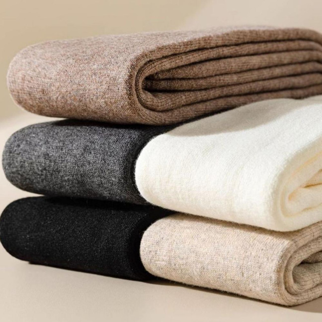 Women's Socks Winter Warm Long Stockings Thick Thermal Elastic Stockings Breathable Thicken Casual Knee High Socks for Daily Wear And Matching