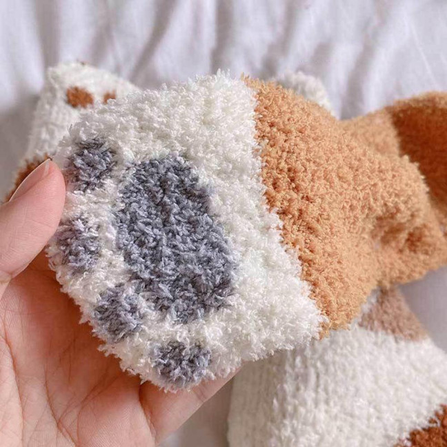 Cat Paw Floor Socks Cute Warm Winter Fuzzy Socks Thickened Stretchy Fluffy Slipper Socks for Home Bedroom Indoor Wear Sleeping