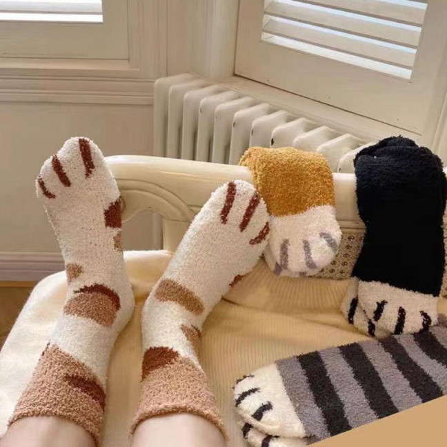 Cat Paw Floor Socks Cute Warm Winter Fuzzy Socks Thickened Stretchy Fluffy Slipper Socks for Home Bedroom Indoor Wear Sleeping