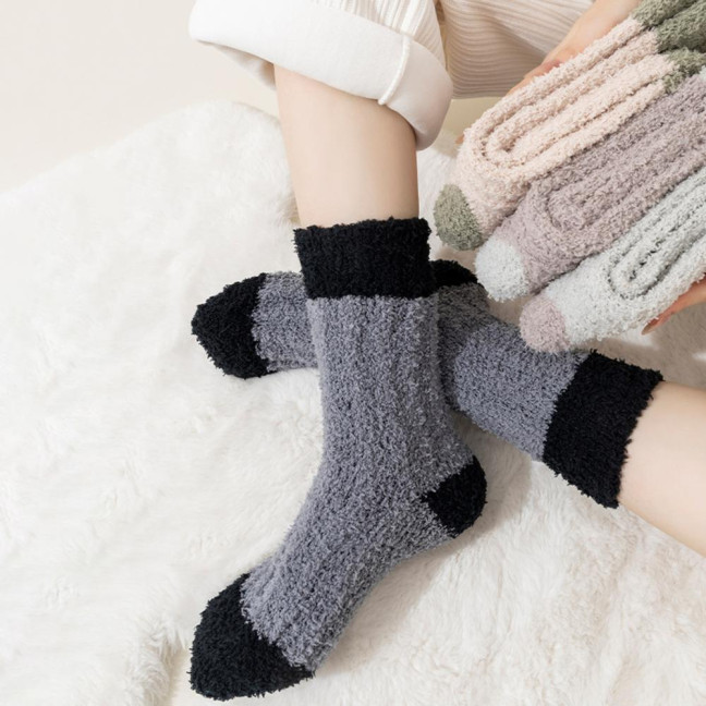 1 Pair Women Coral Velvet Socks Autumn Winter Fuzzy Thick Warm Fleece Mid-calf Socks Soft Fluffy Home Sleeping Slipper Socks