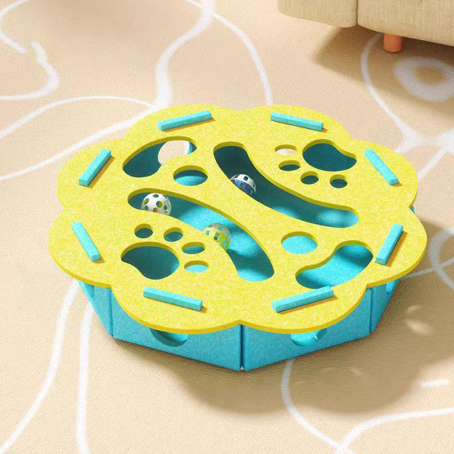 Cat Scratch Maze Toy Interactive Felt Maze Nail File Self-Play Maze Box with 3 Bell Balls for Indoor Cats Stimulate Kitten Energy And Instincts 