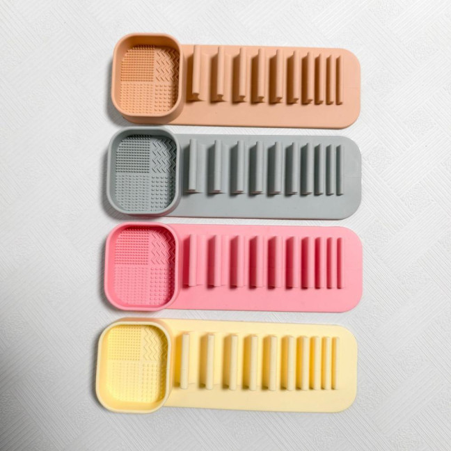 Silicone Makeup Brush Holder Wash Dry 2-in-1 Suction Cup Design Compact Size Waterproof Makeup Brush Stand