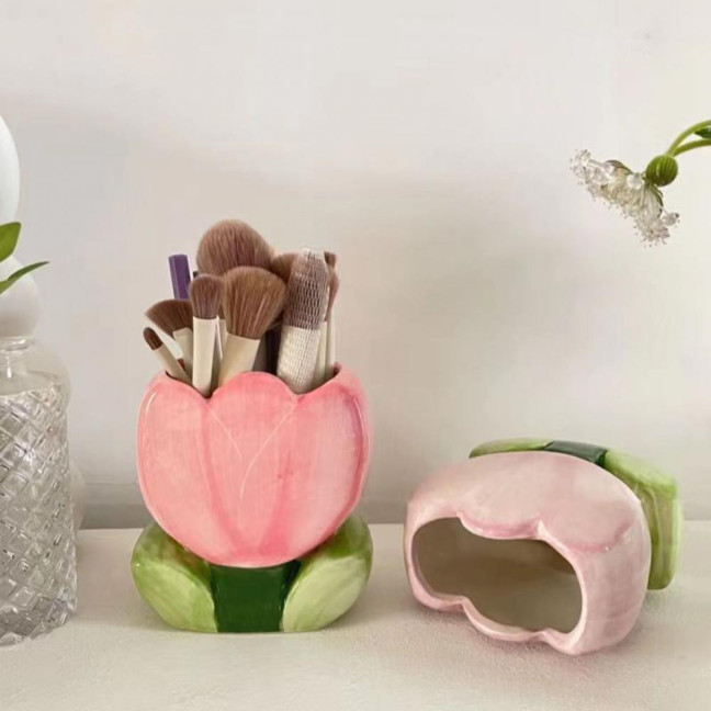 Ceramic Flower Pen Holder Cute Desk Office Storage Box Stationery Shelf Multifunctional Aesthetic Desktop Organizer for Makeup Tools Rulers Brushes Ceramic Flower Pen Holder Cute Desk Office Storage Box Stationery Shelf Multifunctional Aesthetic Desktop Organizer for Makeup Tools Rulers Brushes