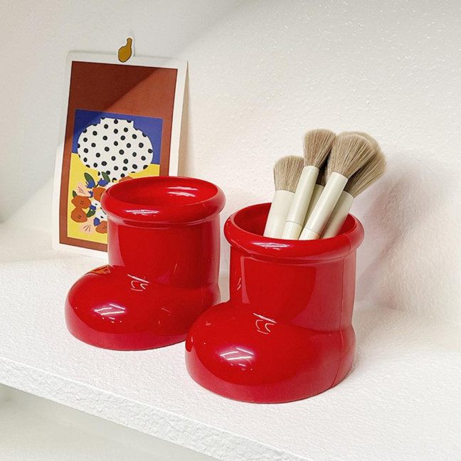 Cute Boot-Shaped Storage Box Large Capacity Organizer for Makeup Brushes Pens Decorative Desktop Decor for Home Office