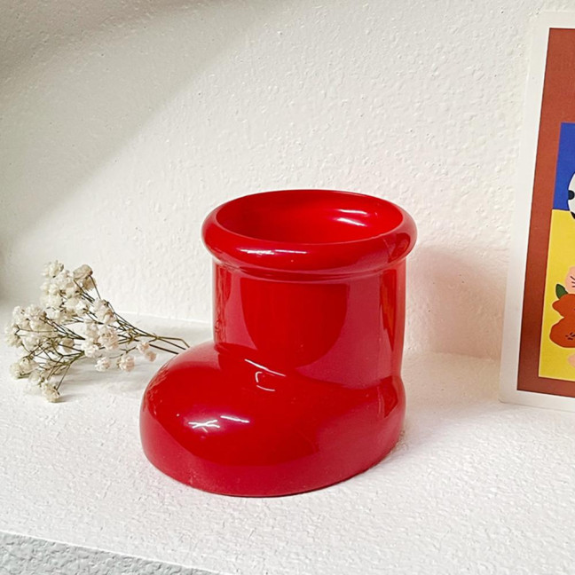 Cute Boot-Shaped Storage Box Large Capacity Organizer for Makeup Brushes Pens Decorative Desktop Decor for Home Office