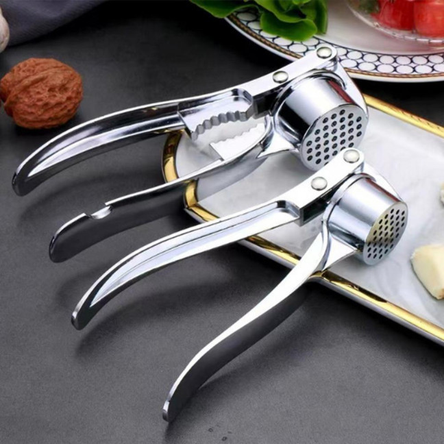 Garlic Press Stainless Steel Garlic Mincer Manual Garlic Crusher Effortless Chopping Tool for Garlic Ginger Nuts 