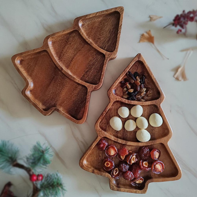 Christmas Tree Shaped Wooden Serving Tray Charcuterie Board Compartment Snack Platter for Breakfast Fruits Nuts Holiday Party Home Decor