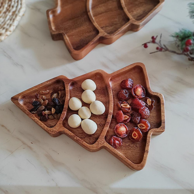 Christmas Tree Shaped Wooden Serving Tray Charcuterie Board Compartment Snack Platter for Breakfast Fruits Nuts Holiday Party Home Decor