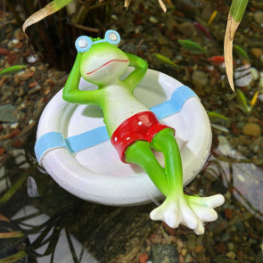 Floating Swim Ring Frog Figurine Sleeping Frog Statue Sculpture Outdoor Garden Yard Fishpond Aquarium Decoration Ornament 