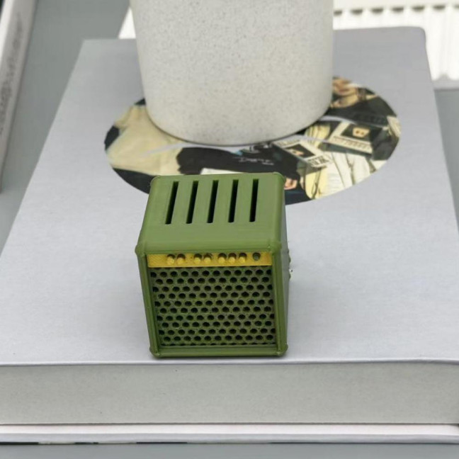 Guitar Pick Storage Box Retro Amplifier Design Pick Holder Pick Organizer Holds 5 Picks Display Stand Gift for Musicians Guitarists Guitar Pick Storage Box Retro Amplifier Design Pick Holder Pick Organizer Holds 5 Picks Display Stand Gift for Musicians Guitarists