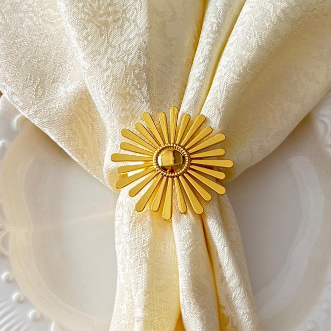 6Pcs Sunflower Napkin Rings Metal Sun Flower Napkin Holders Decorative Napkin Rings for Dining Table Wedding Birthday Party