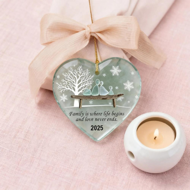 Heart-Shaped Sea Glass Family Ornament Handmade Sea Glass Art Heart Ornament for Christmas Tree Home Decor Heart-Shaped Sea Glass Family Ornament Handmade Sea Glass Art Heart Ornament for Christmas Tree Home Decor