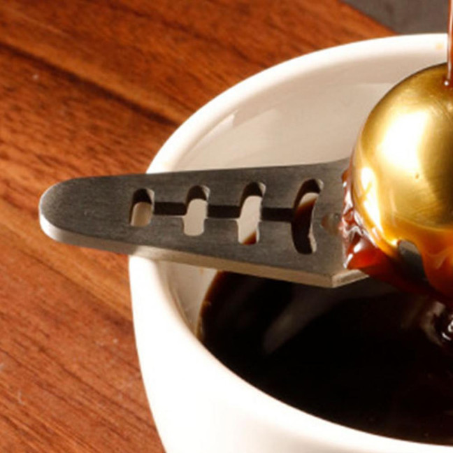 Espresso Cooling Ball Kit Espresso Coffee Cooler with Reusable Ice Sphere Stainless Steel Chiller Ball with Stand for Bourbon Cocktails Accessories