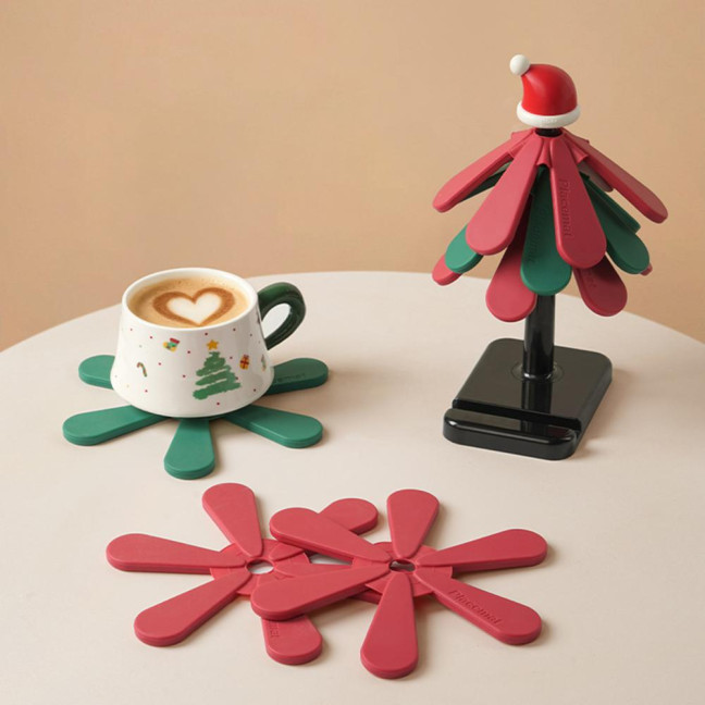 Christmas Tree Silicone Trivet Heat Resistant Pot Holder for Hot Pans Non-Slip Foldable Mat for Kitchen Dining Decor