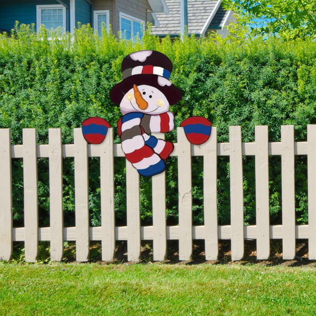Snowman Fence Peeker Christmas Decoration Funny Wooden Christmas Fence Ornament Cute Snowman Peeking Yard Sign for Garden Courtyard Wall Holiday Home Decor