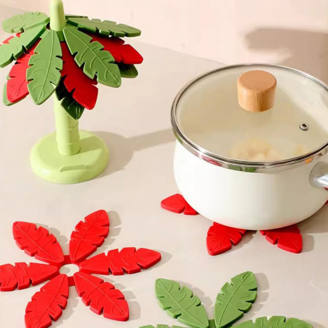 Tree Leaf Shape Placemat with Stand Waterproof Heat-Resistant Coasters Non-Slip Kitchen Mats Festive Table Art Decor