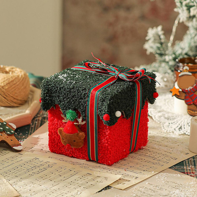 Christmas Gift Box Decoration Thick Velvet Gift Box with Bow Plush Xmas Candy Box for Holiday Home Garden Party Decor
