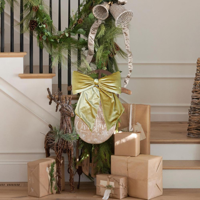 Velvet Bow Christmas Tree Decor Wedding Door Window Decoration Festive Home Accent for Holiday Celebrations Velvet Bow Christmas Tree Decor Wedding Door Window Decoration Festive Home Accent for Holiday Celebrations