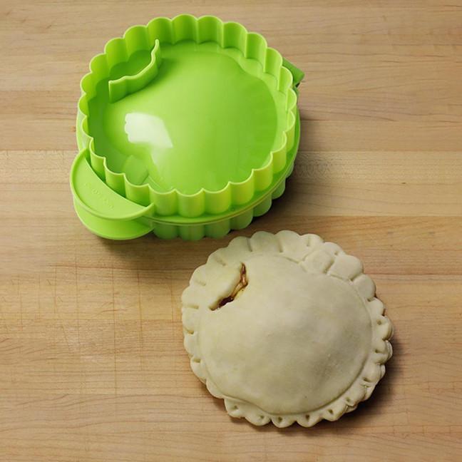 Apples Pie Mold Plastic Pastry Cutters for Mini Hand Pies Fall-Themed Dough Presser Pocket Pie Molds for Homemade Baking And Gifts